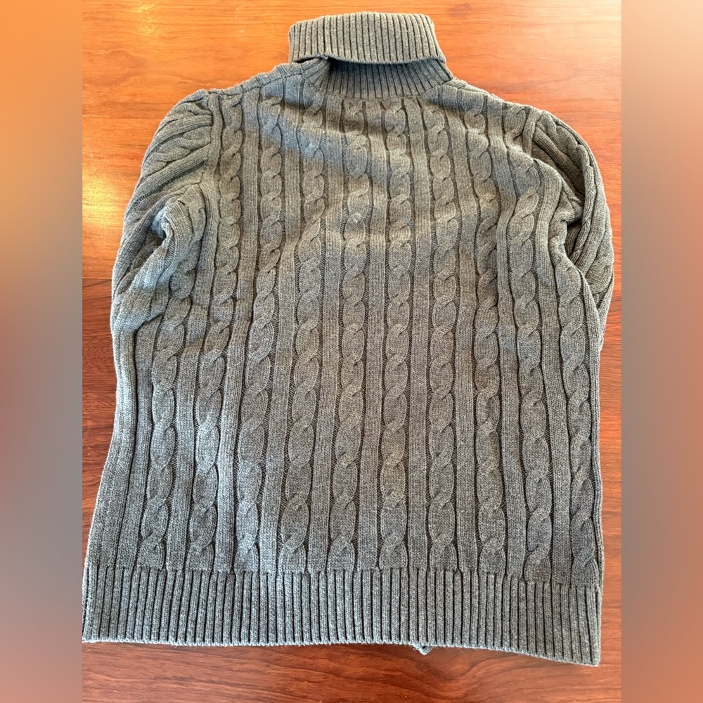 Men’s Sweater - Picture 3 of 3